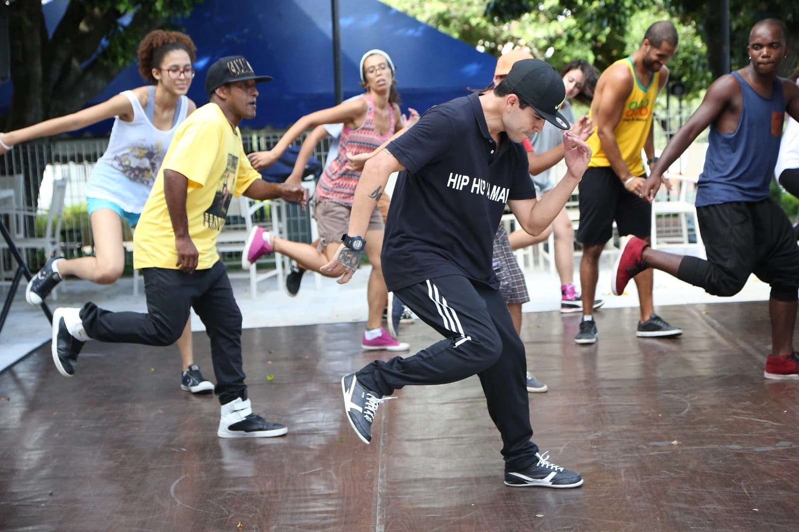 Usualdance — workshop de dança urbana